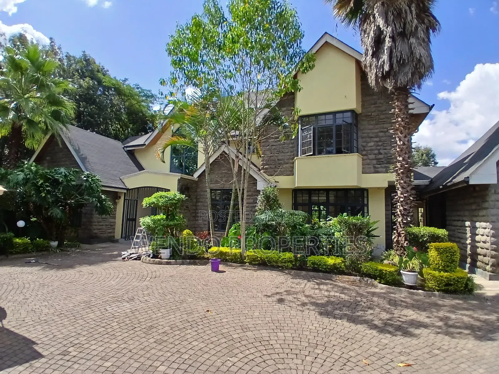 4bdrm Villa in Karen for rent