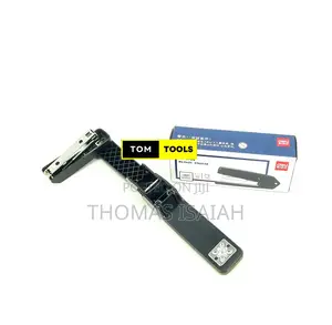 Deli 360° Rotatable Swivel Stapler
