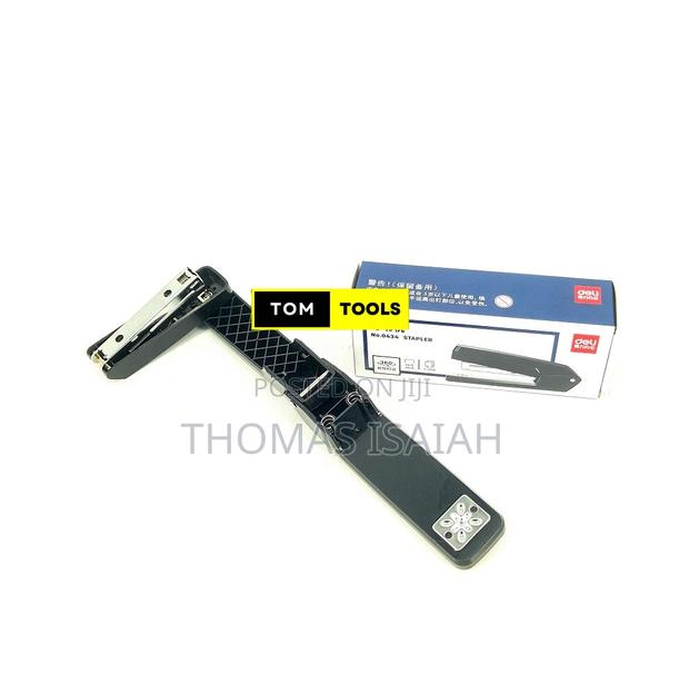 Deli 360° Rotatable Swivel Stapler - thumbnail 3