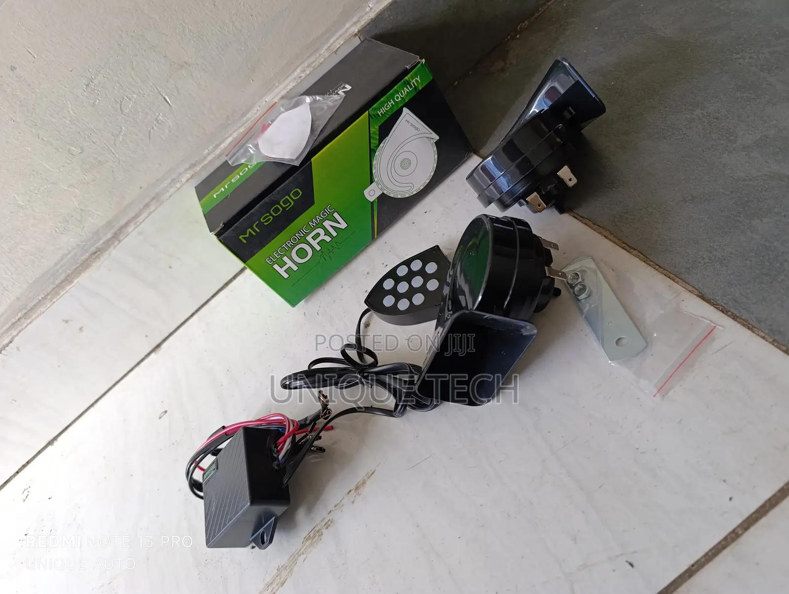 Car Horn/Ten Sounds 12v Car Horn