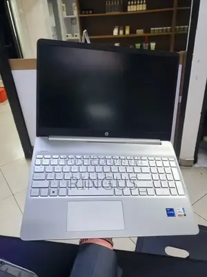 Laptop HP 15s 8GB Intel Core I7 SSD 256GB