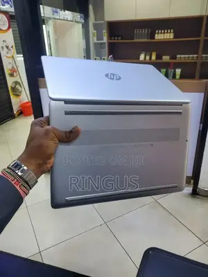 Laptop HP 15s 8GB Intel Core I7 SSD 256GB