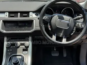 Land Rover Range Rover Evoque 2019 White