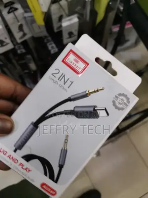 Earldom Et-Aux69 Aux to Type-C / Aux 1.2m Conversion Cable