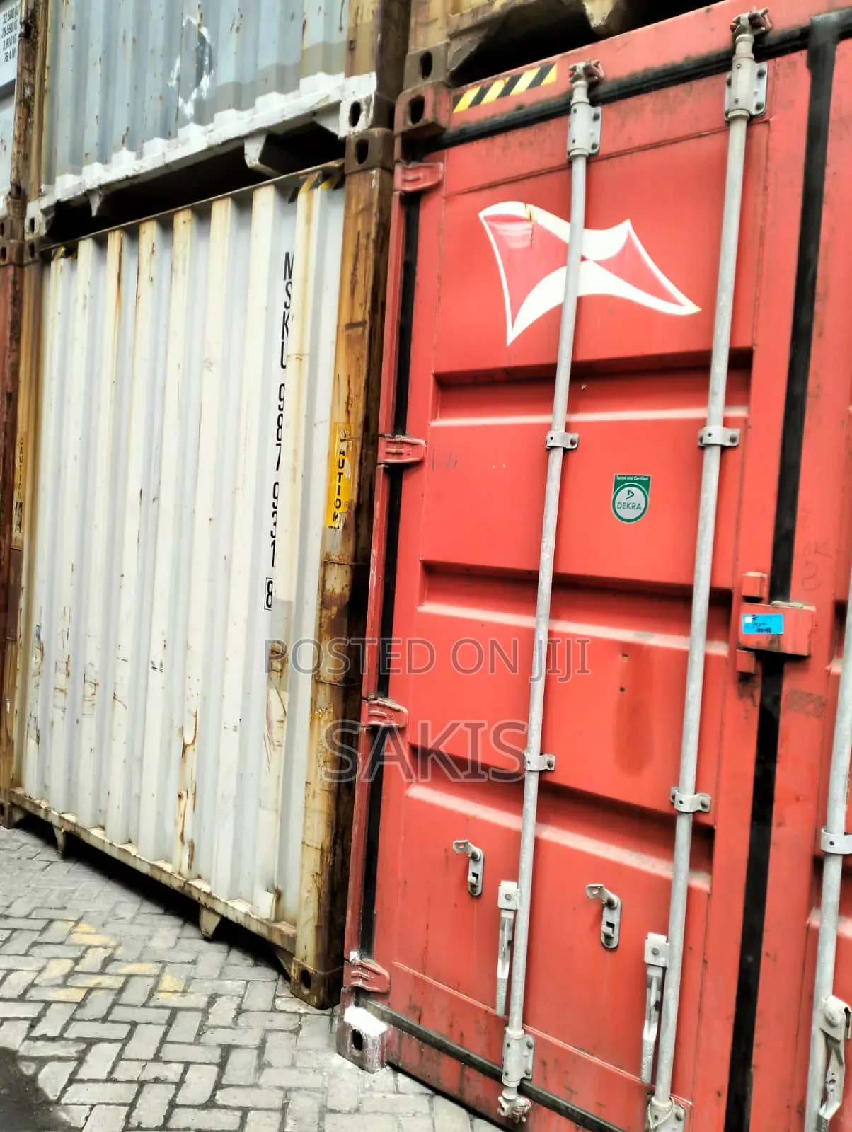 20ft Dry Shipping Containers Available In Plenty!