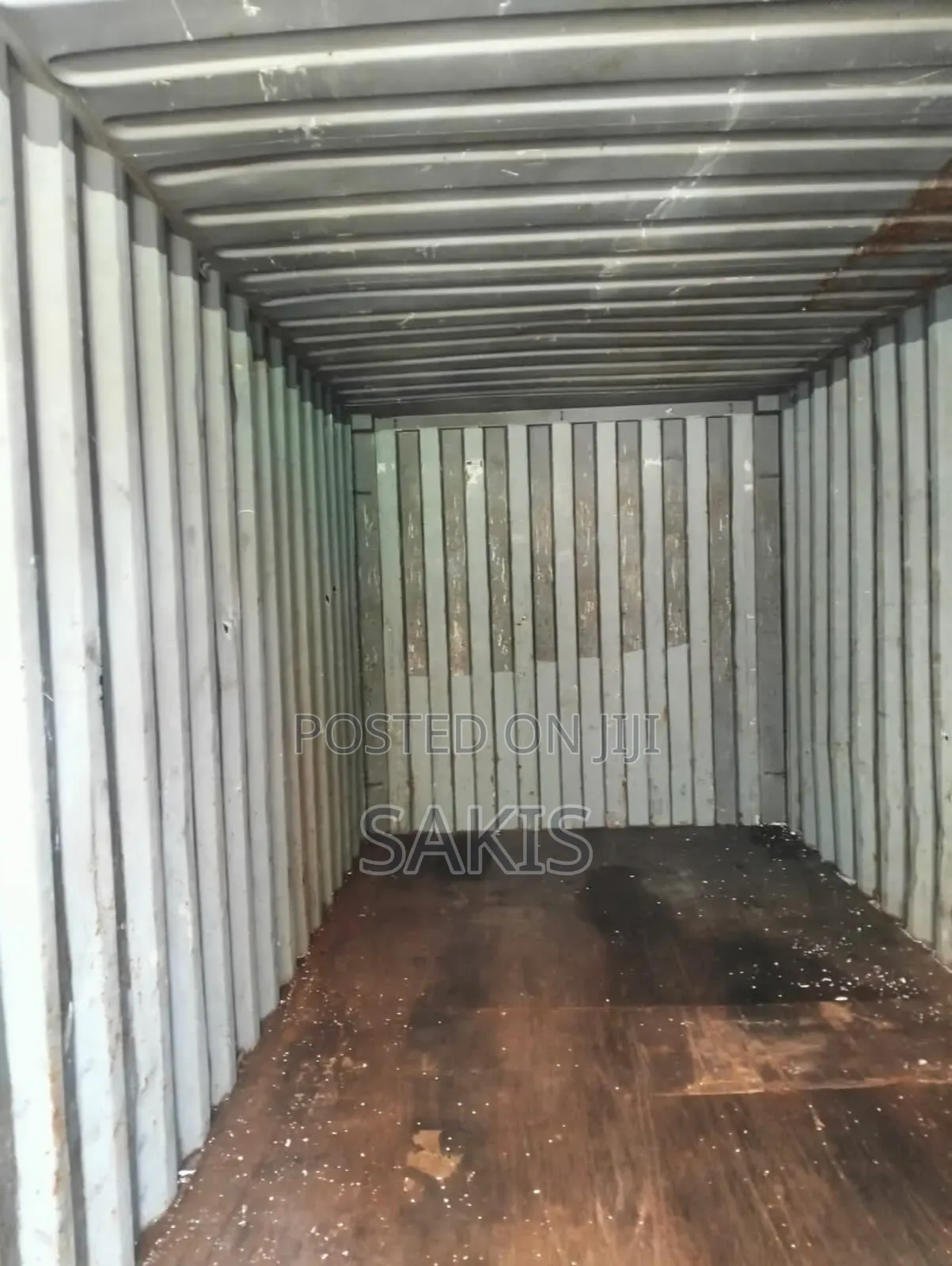 20ft Dry Shipping Containers Available In Plenty!