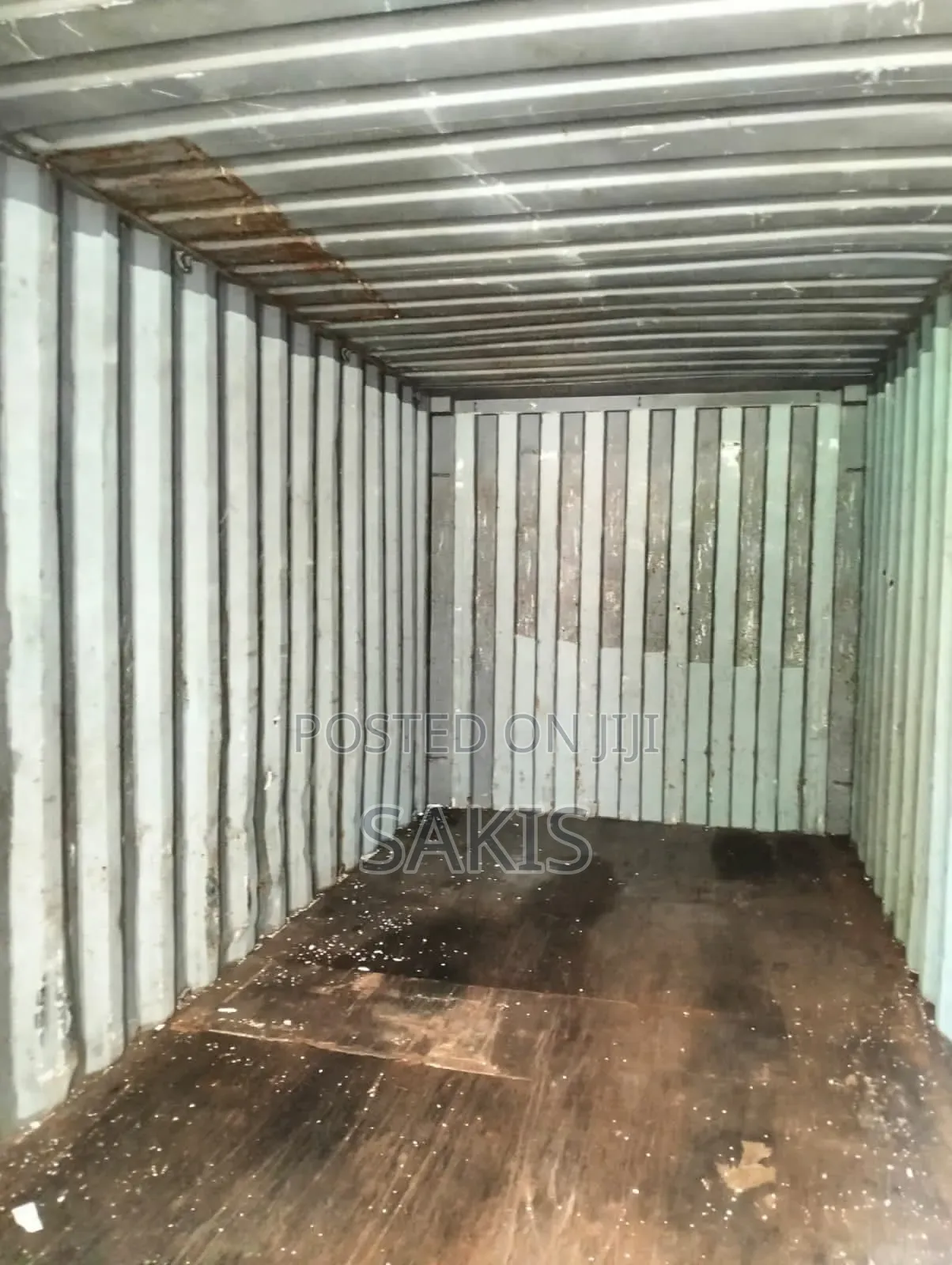 20ft Empty Shipping Containers On Offer!