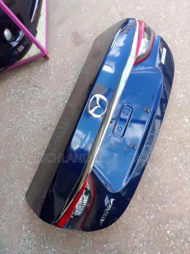 Mazda Atenza Boot Gj Model - main view