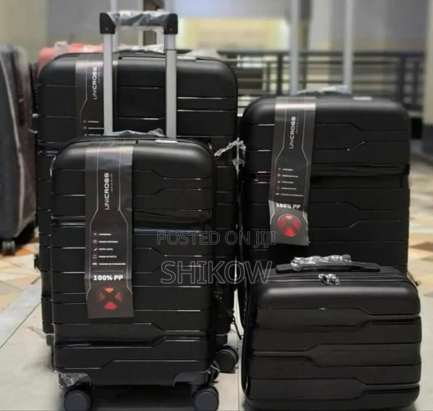 Size 3 Fashion 4 in 1 Unbreakble Laxurious Rubber Suitcase 