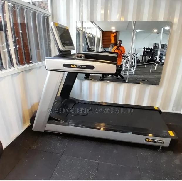 Body Solid Commercial Treadmill - main view