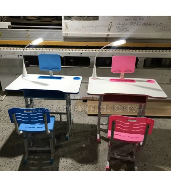 Kid's Furniture: Anti-Hunchback Kid's Desk and Chair Combo