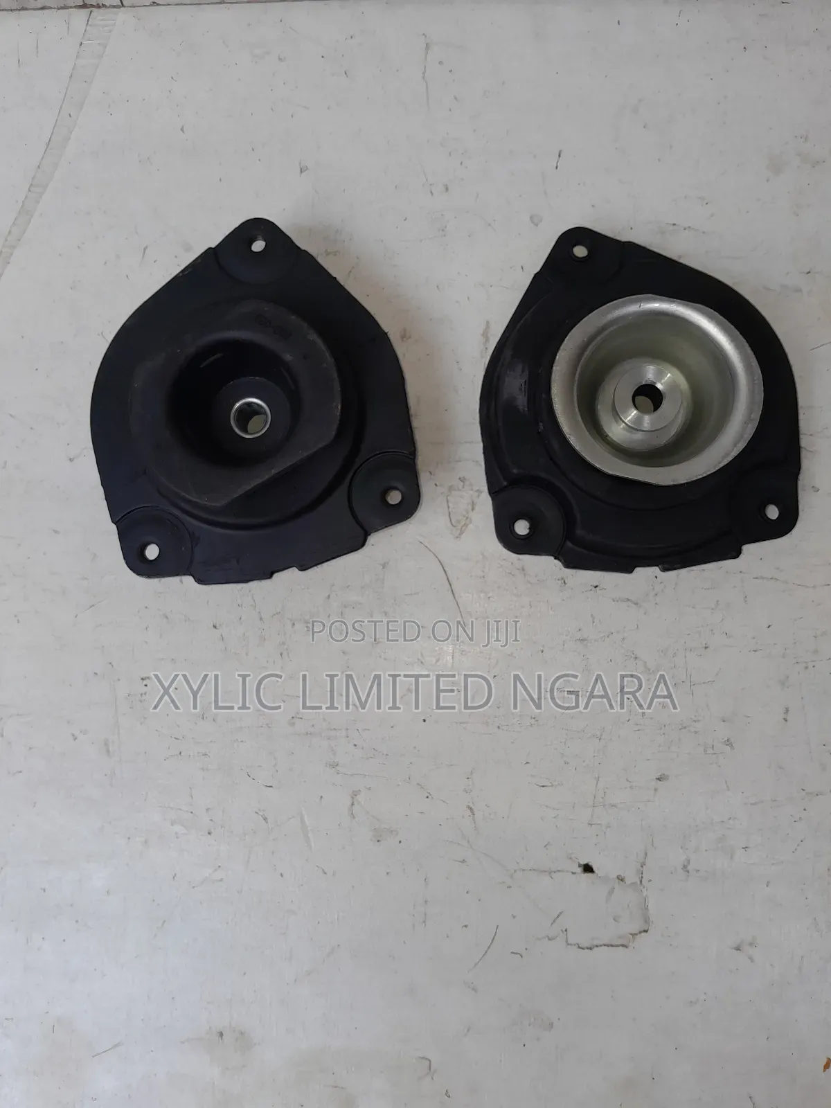 Nissan Xtrail T31, Serena,Dualis Front Shock Mounting