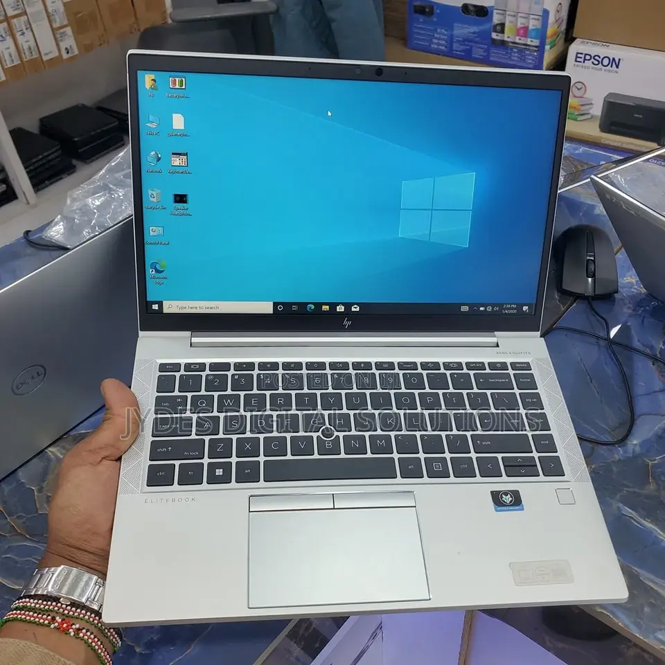 Laptop HP EliteBook 845 G8 16GB AMD Ryzen 5 SSD 256GB