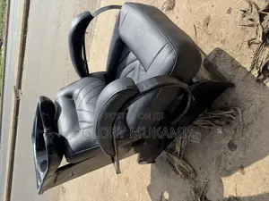 Black Leather Hair Wash Salon Sink