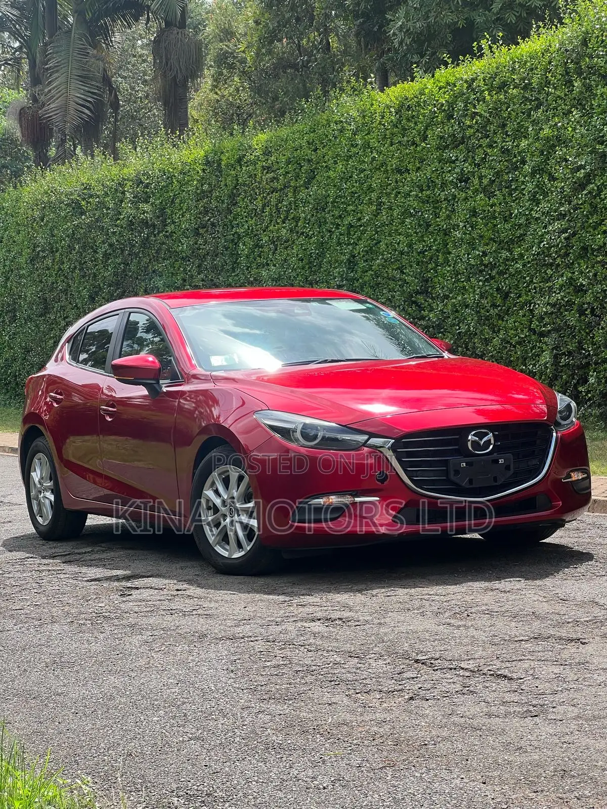 Mazda Axela 2018 Red
