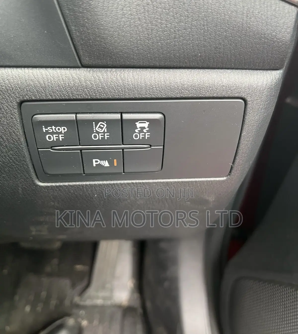 Mazda Axela 2018 Red