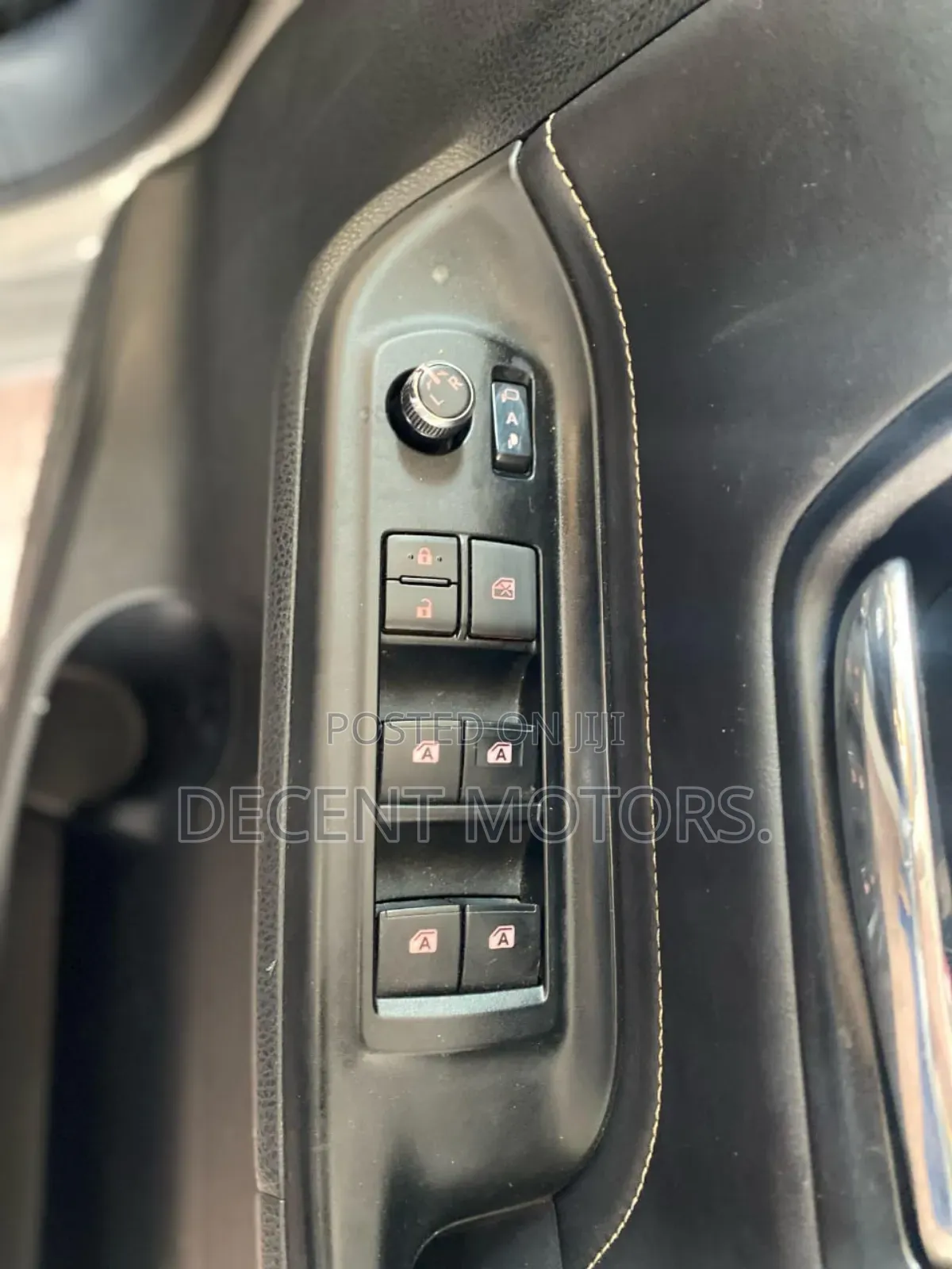 Toyota Esquire 2.0 FWD (7 seater) 2018 Silver
