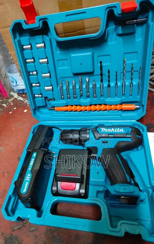  Makita 26 Volts Cordless Drill 