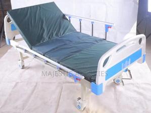 Single Crank Medical Manual Bed - main view