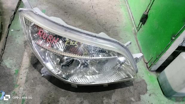 Toyota Rush Zenon Headlight