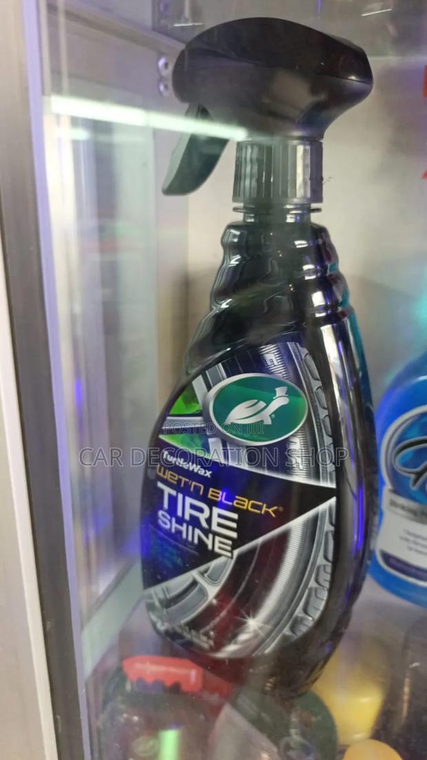680ml Turtle Wet en Black Tyre Shine for Tire Color Retainer