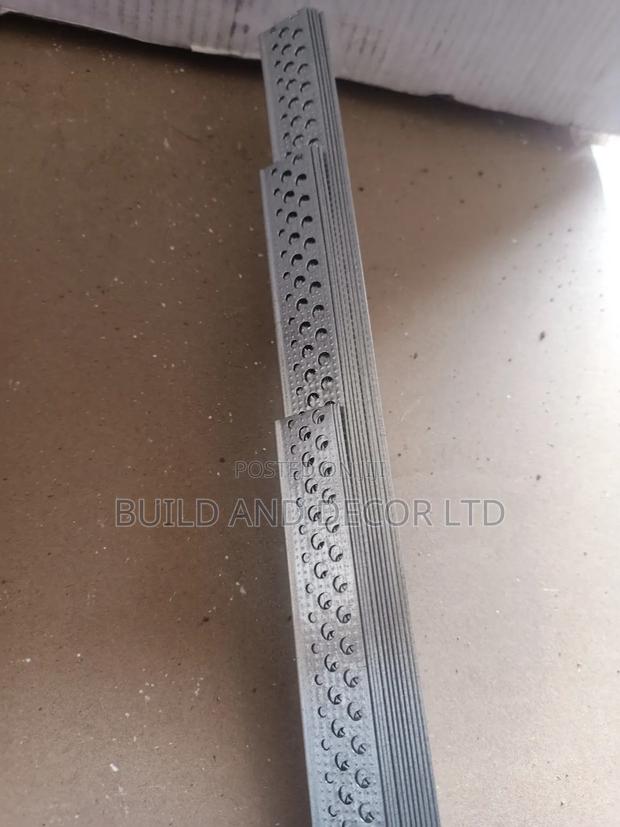 Gypsum Corner Beads With Holes (25*25*2500mm)