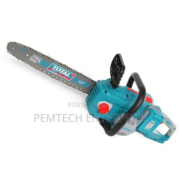 16" Total Heavy Duty Battery Powered Chainsaw - thumbnail 2