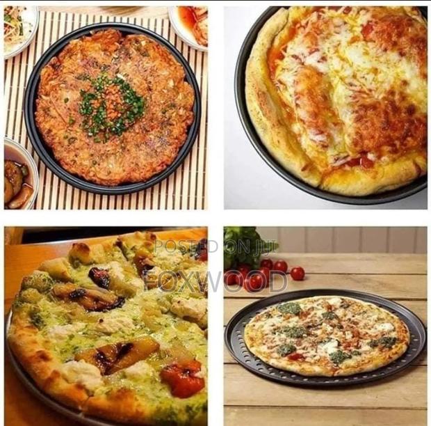 Non Stick Perforated Pizza Pan Now Available* - thumbnail 5
