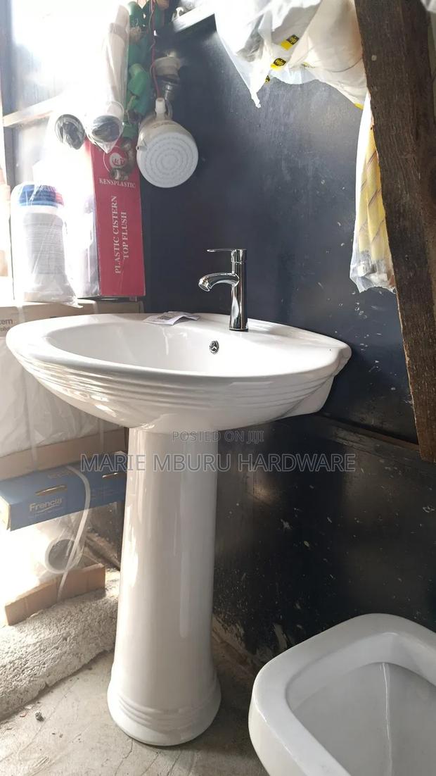 Pedestal Sink - main view