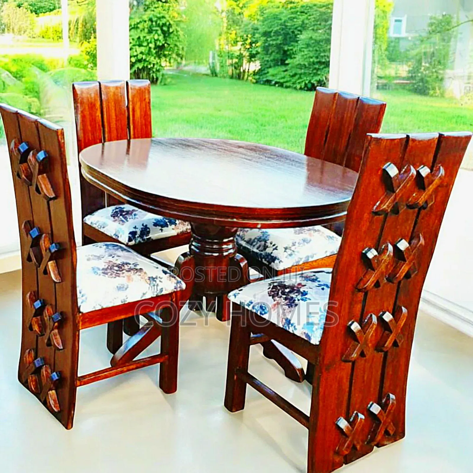 Dining Table, a Gaudy 4 Seater Dining Table