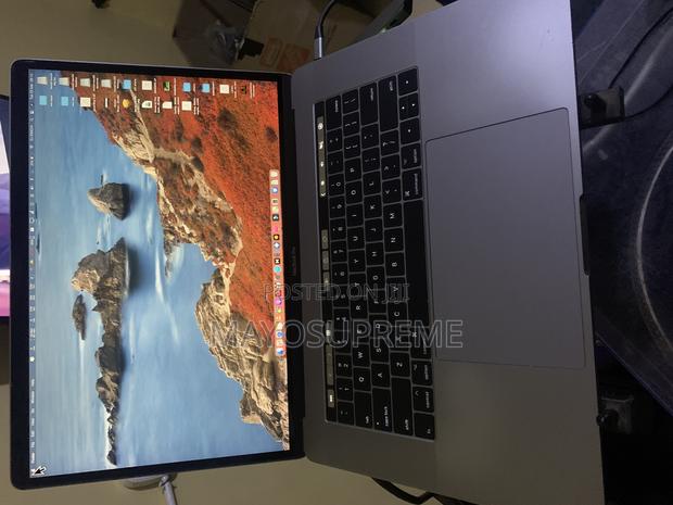 Laptop Apple MacBook Pro 2017 16GB Intel Core I7 SSD 500GB - thumbnail 3