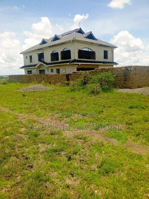 5bdrm House in Komarock (Shrines), Machakos Town for sale
