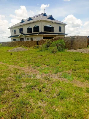5bdrm House in Komarock (Shrines), Machakos Town for sale