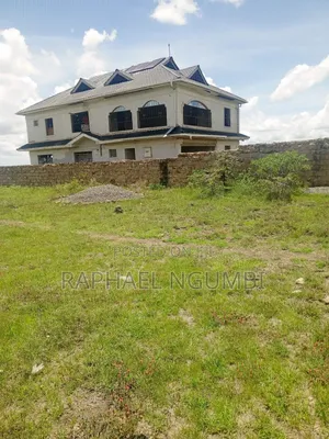 5bdrm House in Komarock (Shrines), Machakos Town for sale