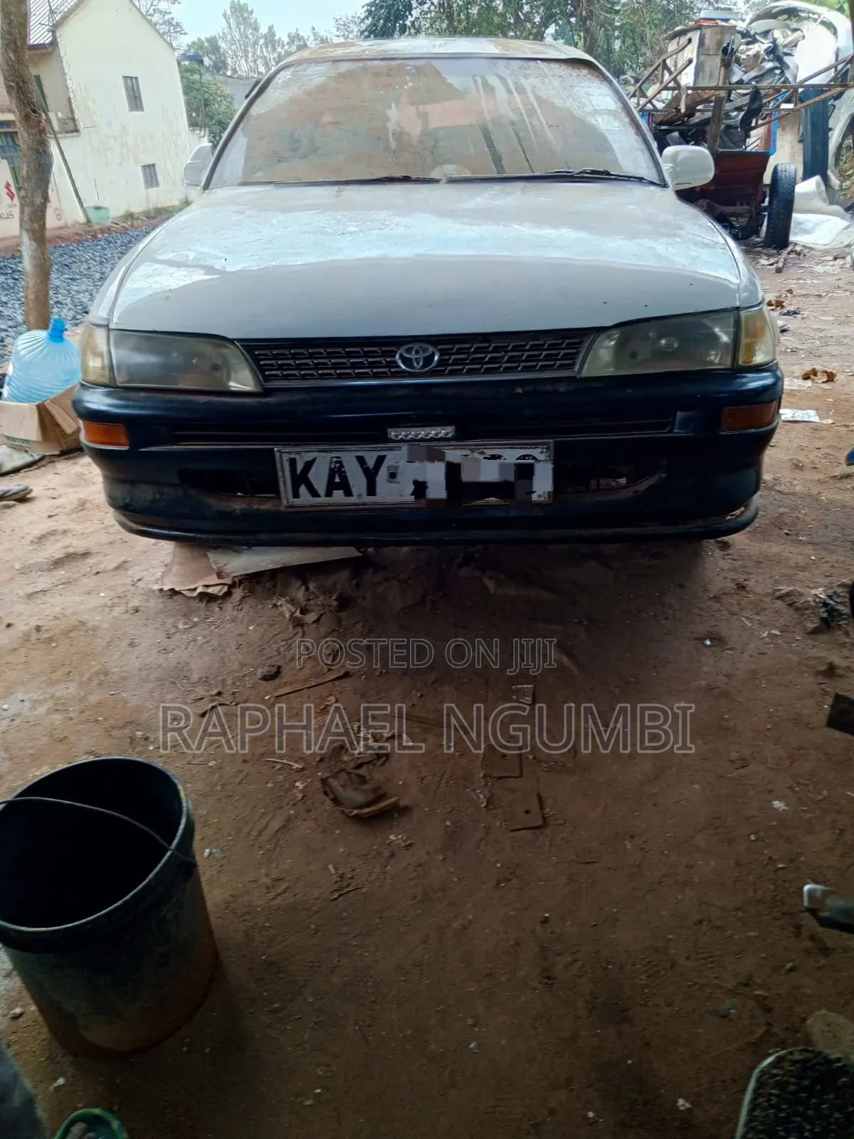 Toyota Corolla 1998 White