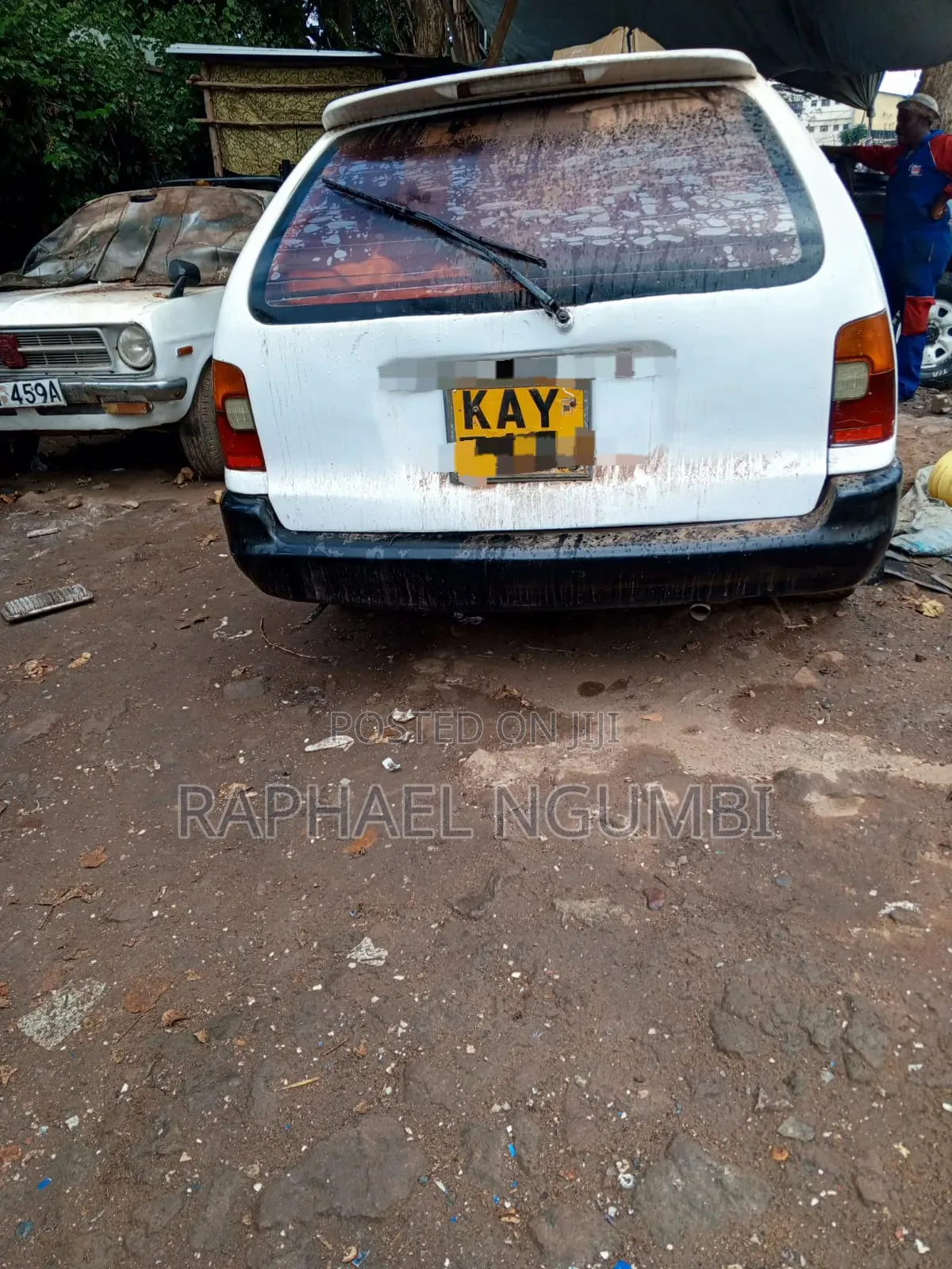 Toyota Corolla 1998 White