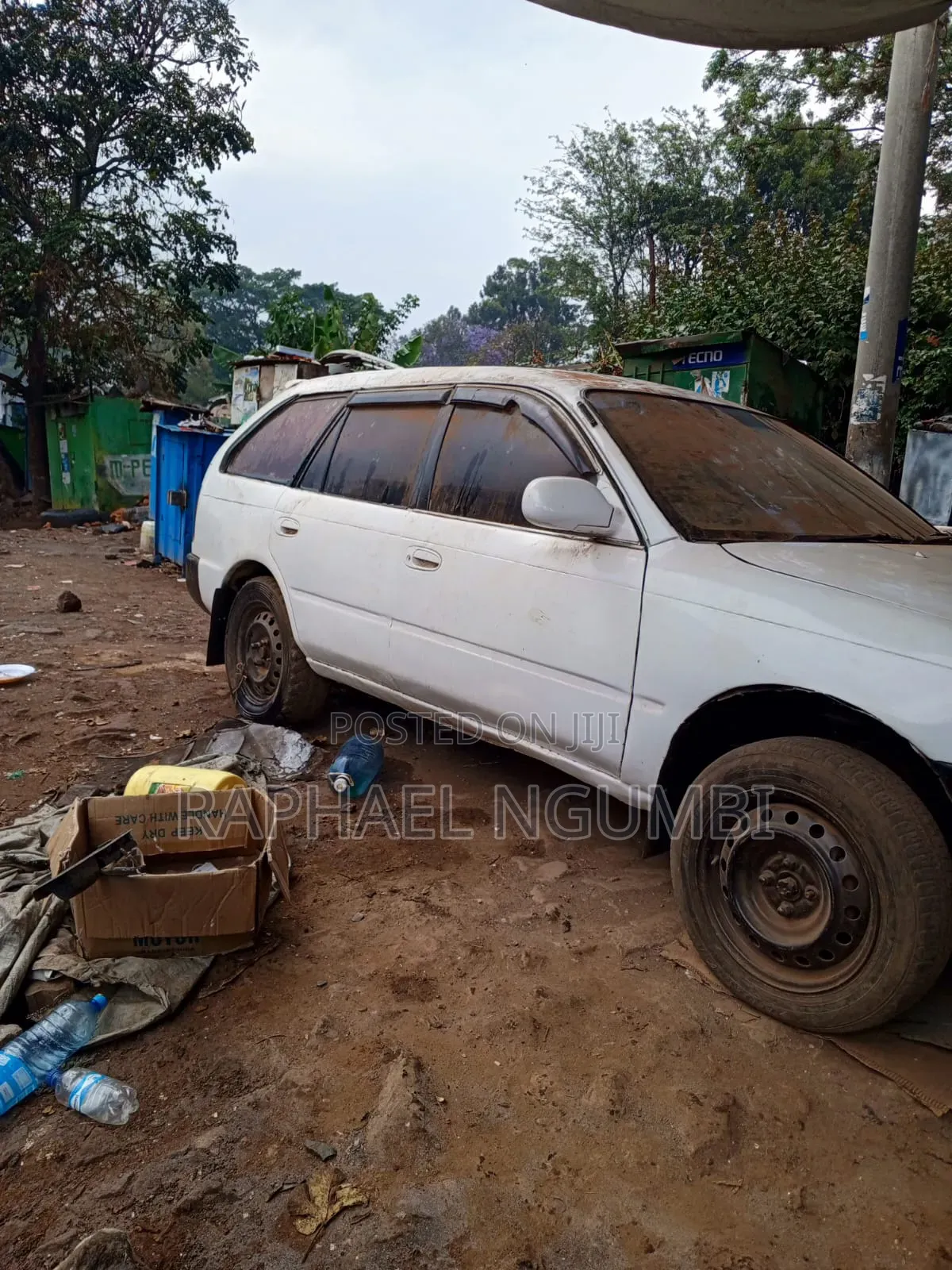 Toyota Corolla 1998 White