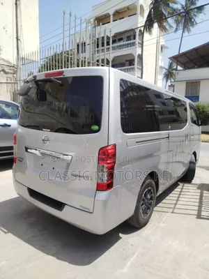 Nissan Caravan (Urvan) 2019 Silver