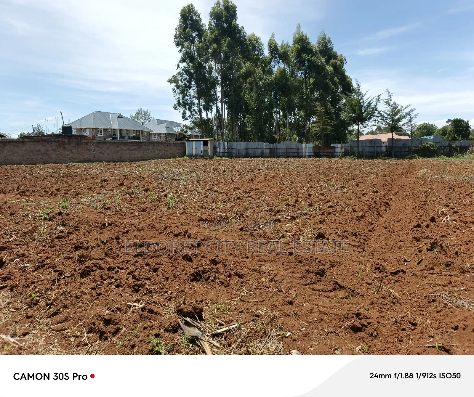 1/2 Acre Junction Kimumu With Title