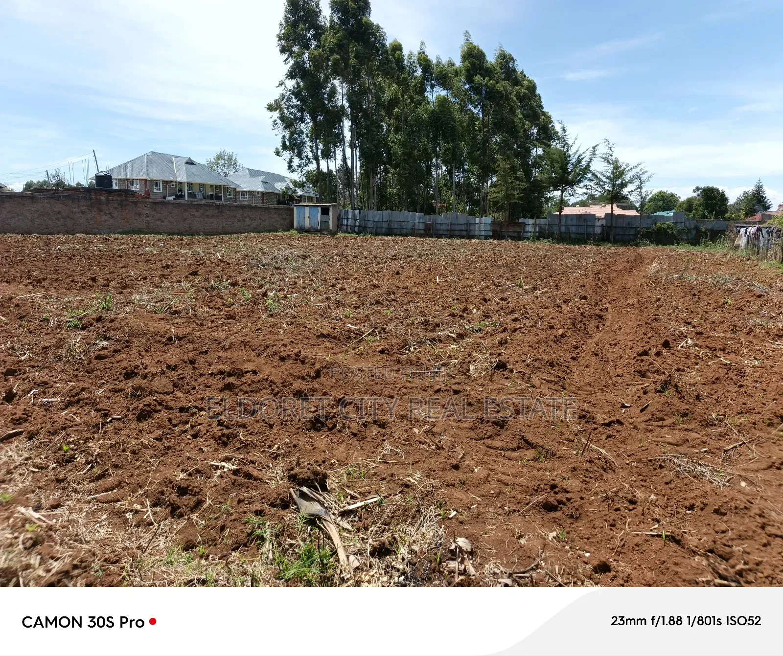 1/2 Acre Junction Kimumu With Title