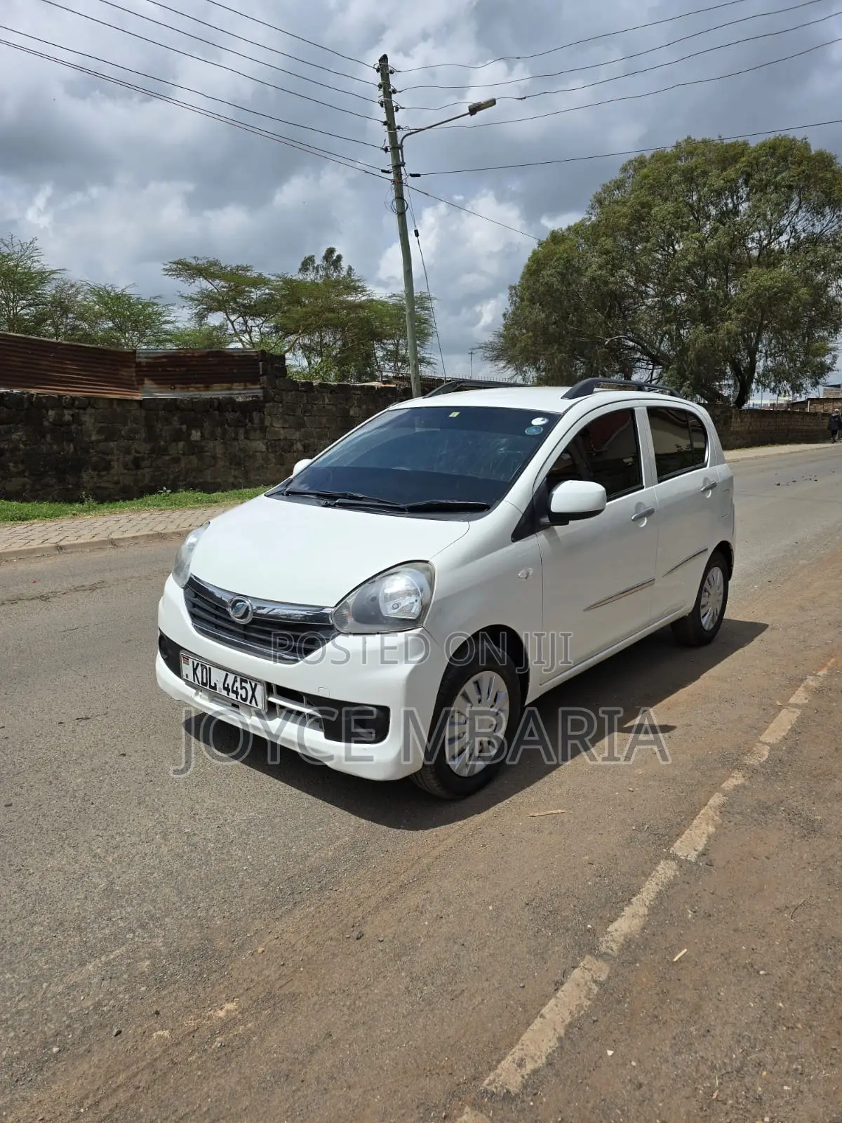 Daihatsu Mira 2016 White