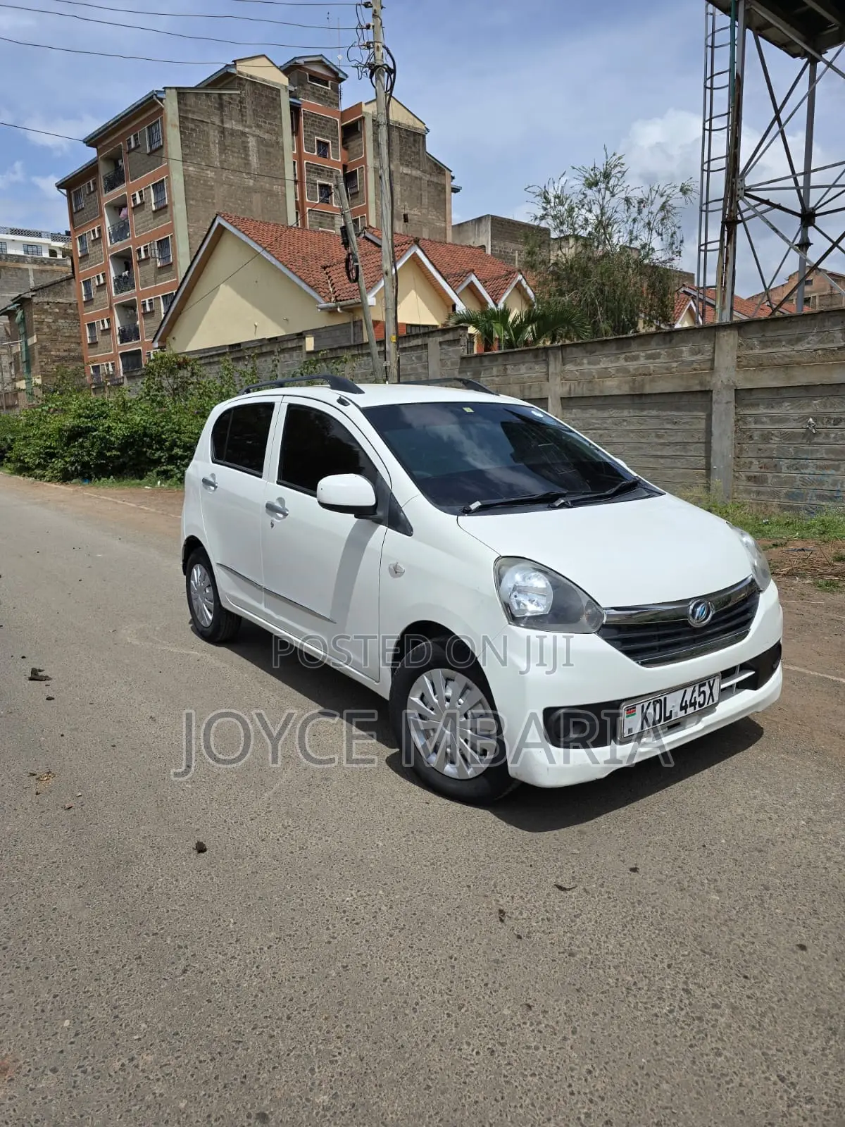 Daihatsu Mira 2016 White