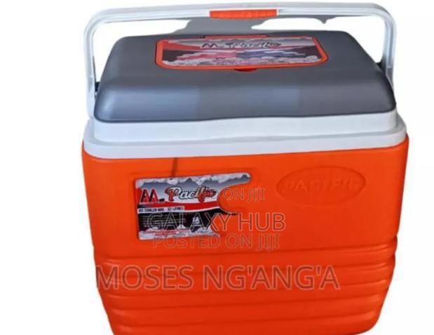 25l Pacific Cooler Box