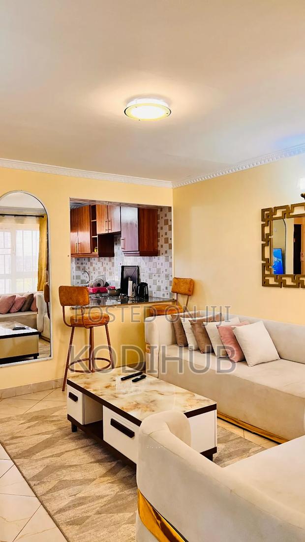 Beautiful 2 Bedroom - thumbnail 2