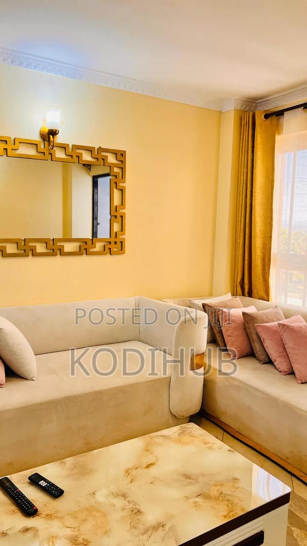 Beautiful 2 Bedroom - thumbnail 7