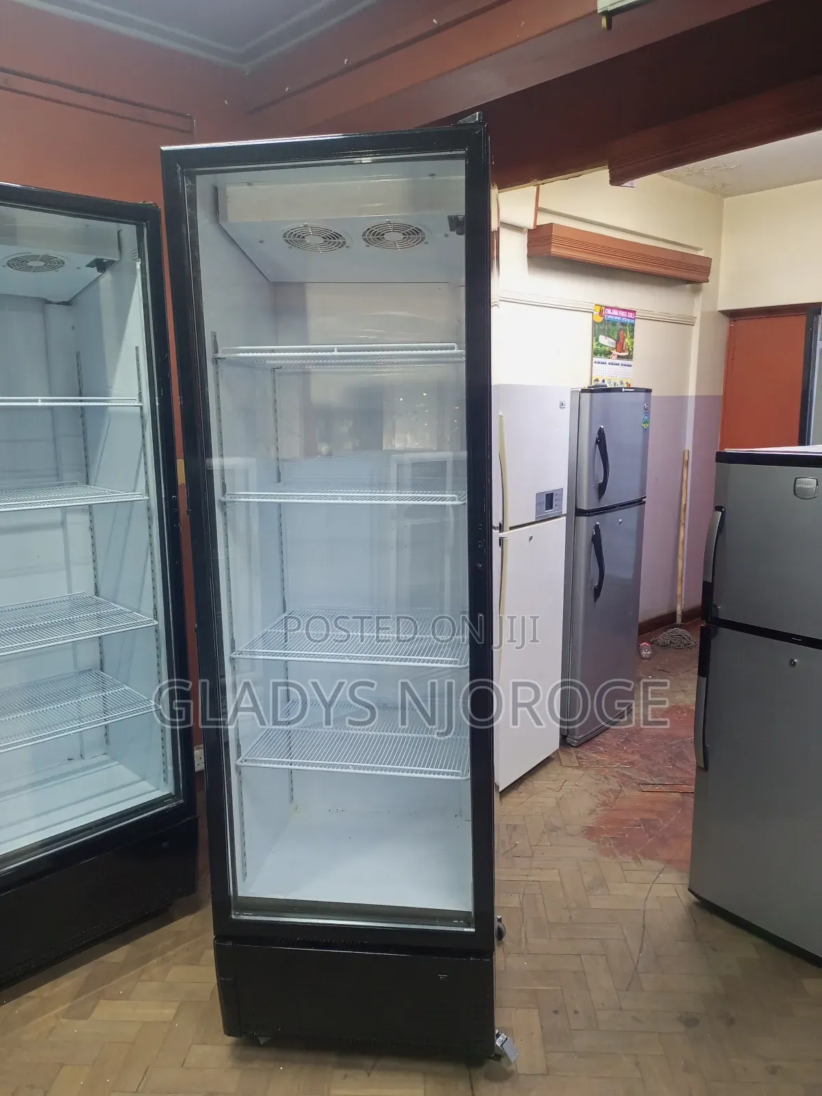 Quality Display Fridge 650l