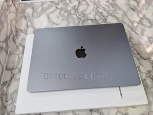 Laptop Apple MacBook Air 2024 M3 15-Inch 8GB Intel Core M3 SSD 256GB
