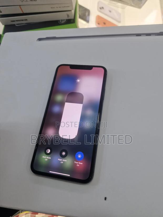 Apple iPhone 11 Pro Max 64 GB Green - thumbnail 7