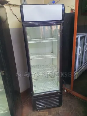 Neat Display Fridge