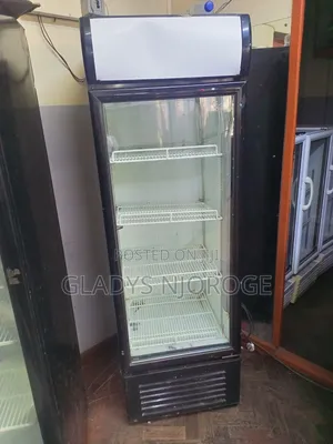 Neat Display Fridge